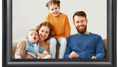 Capture Memories Anytime: Review of the 10.1 Inch WiFi Digital Picture Frame